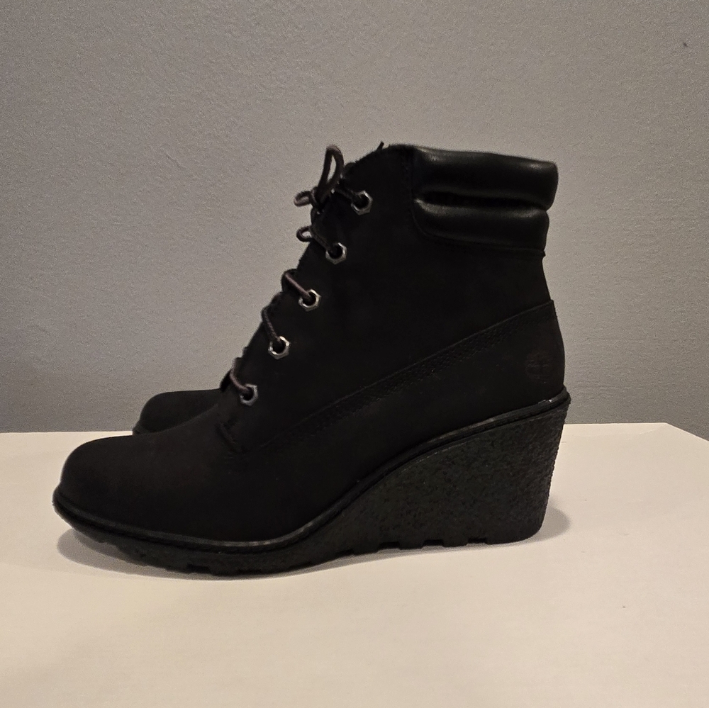 Timberland Women's Black Wedge Boots NWOT